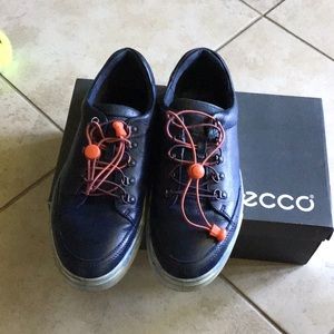 Mens Ecco all leather tops of shoes